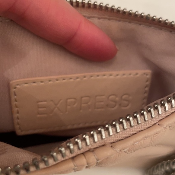 Express small wristlet - Picture 4 of 4